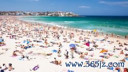 an bondi beach 4